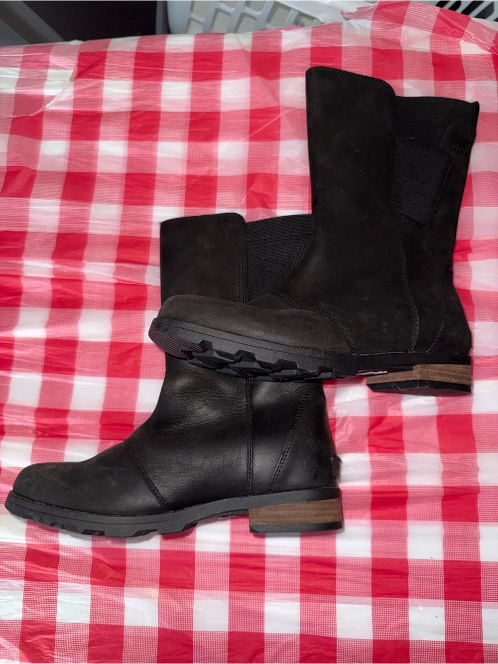 Sorel Black Women’s Mid-Calf Boots
